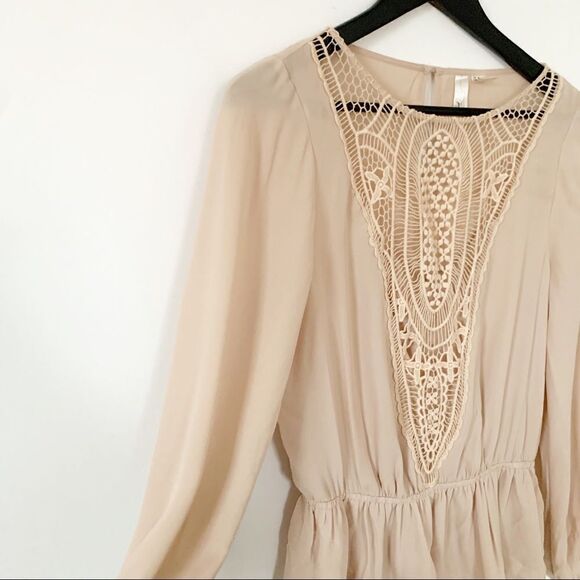 Forever 21 Nude Neutral Boho Crochet Peplum Blouse - Picture 7 of 9